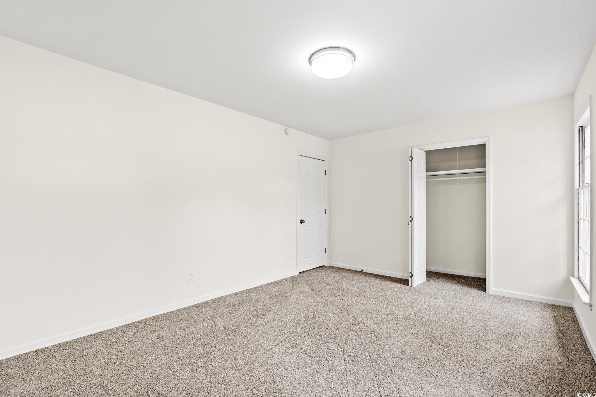 83 Pond Street Georgetown, SC 29440 - Photo 28 of 36 Master bath