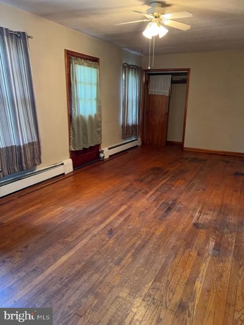 12930 Spickler Road Clear Spring, MD 21722 - Photo 4 of 20 Living room