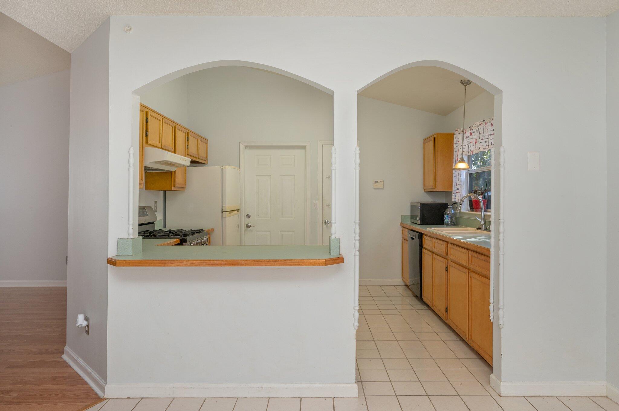 9 Holly Road Crestview, FL 32539 - Photo 6 of 32 a bathroom with sink a mirror and a bathtub