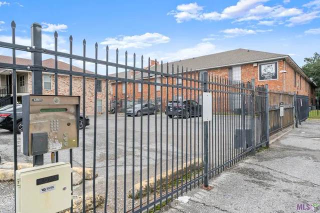 $75,000 | 4518 Y A Tittle Avenue, Unit 17, Baton Rouge, LA 70820