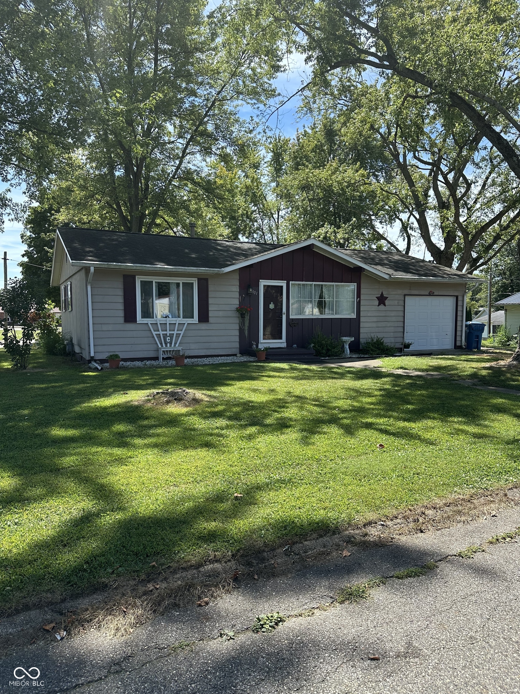 301 Marion Street Covington, IN 47932 - Photo 1 of 13