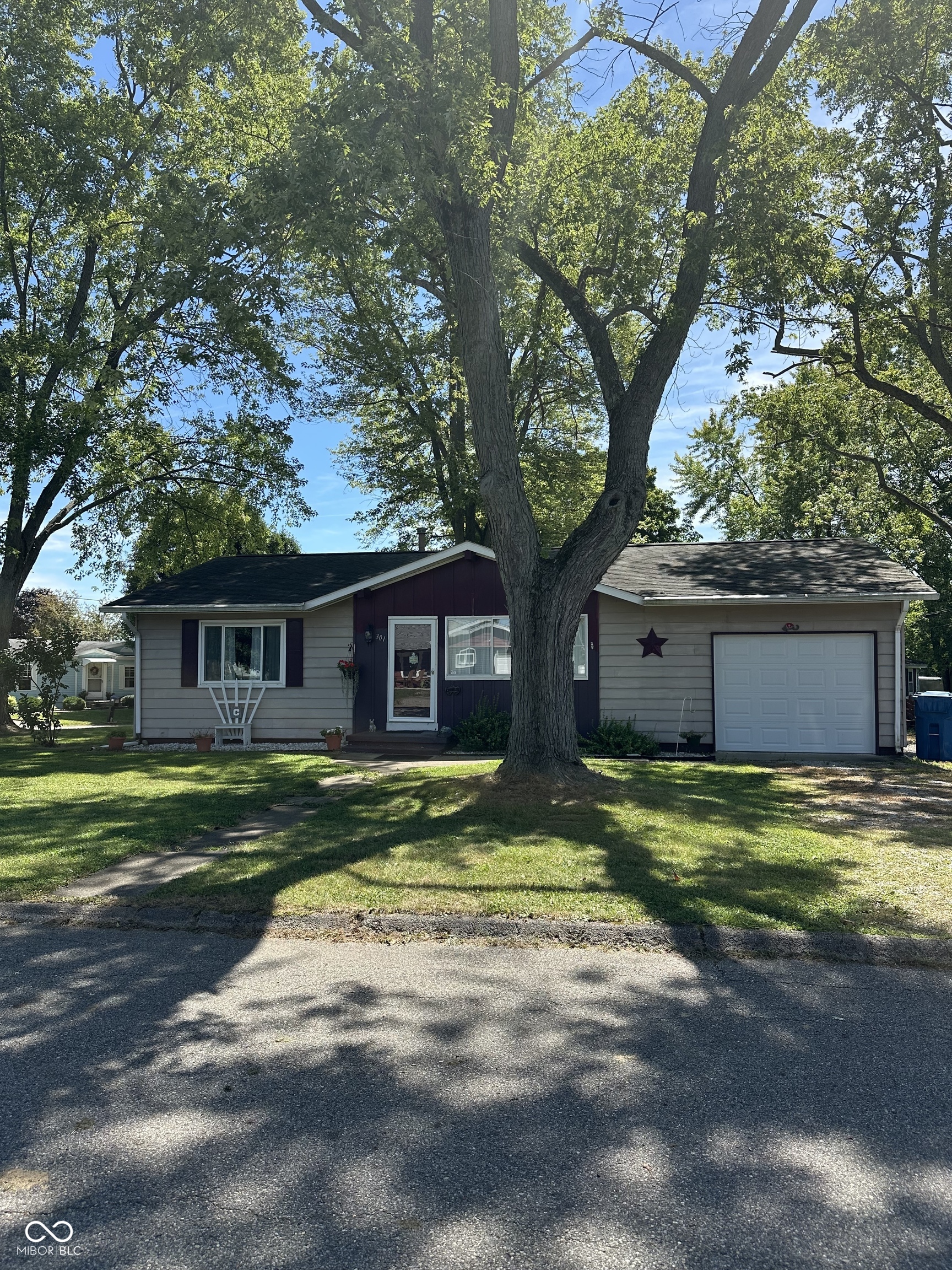 301 Marion Street Covington, IN 47932 - Photo 4 of 13