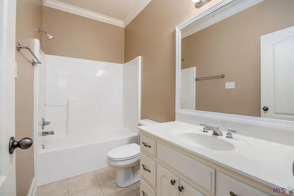 $395,000 | 1531 East City Pl Street, Gonzales, LA 70737