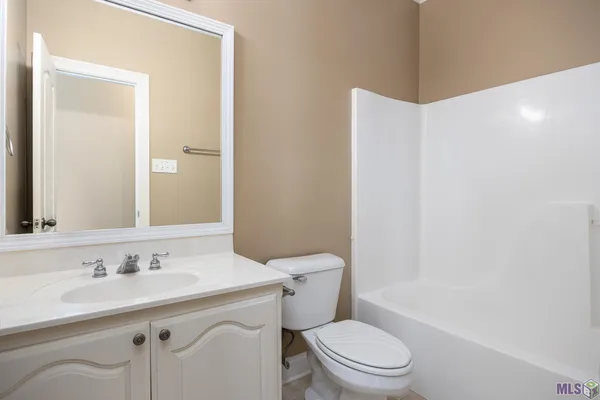$395,000 | 1531 East City Pl Street, Gonzales, LA 70737