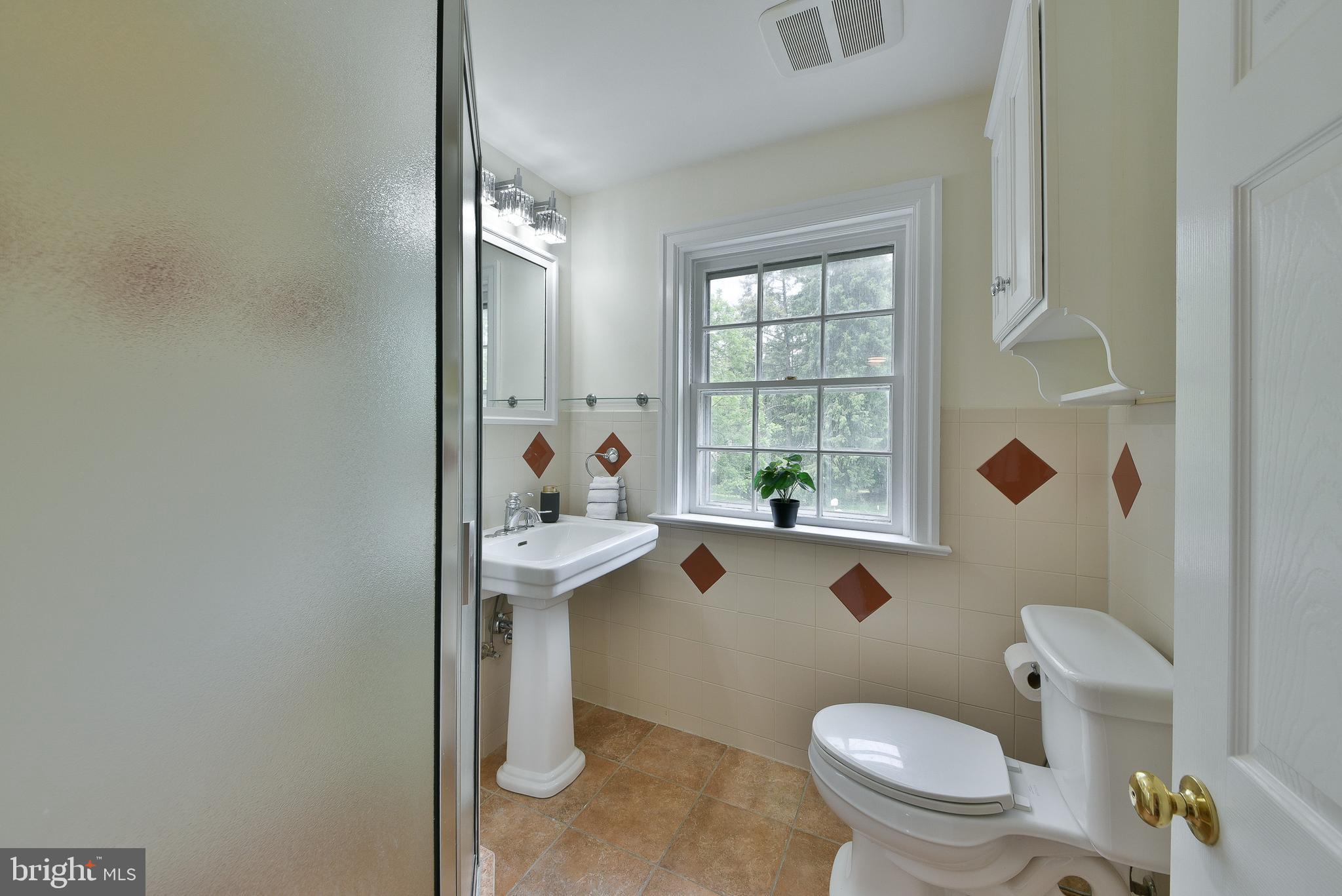 1223 Evergreen Road Yardley, PA 19067 - Photo 47 of 68 Gallery Image 47