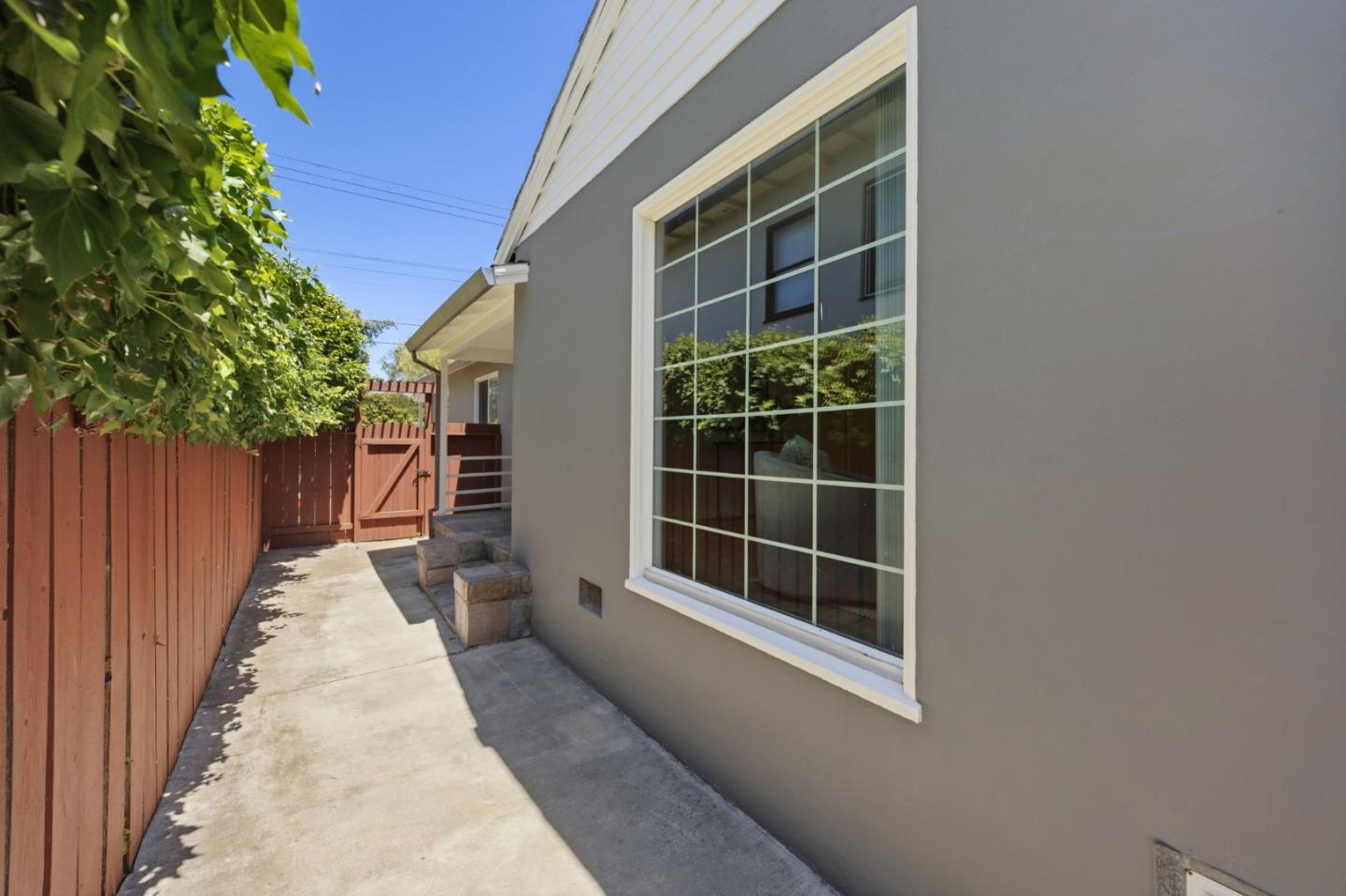 545 Rollins Road Burlingame, CA 94010 - Photo 29 of 38