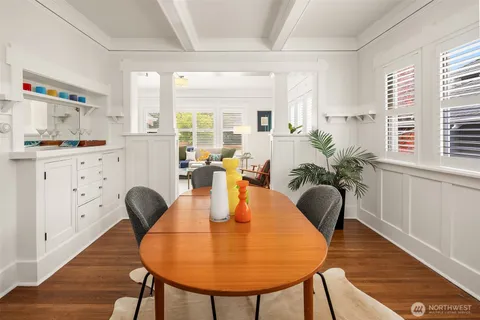 $1,025,000 | 914 West Howe Street, Seattle, WA 98119