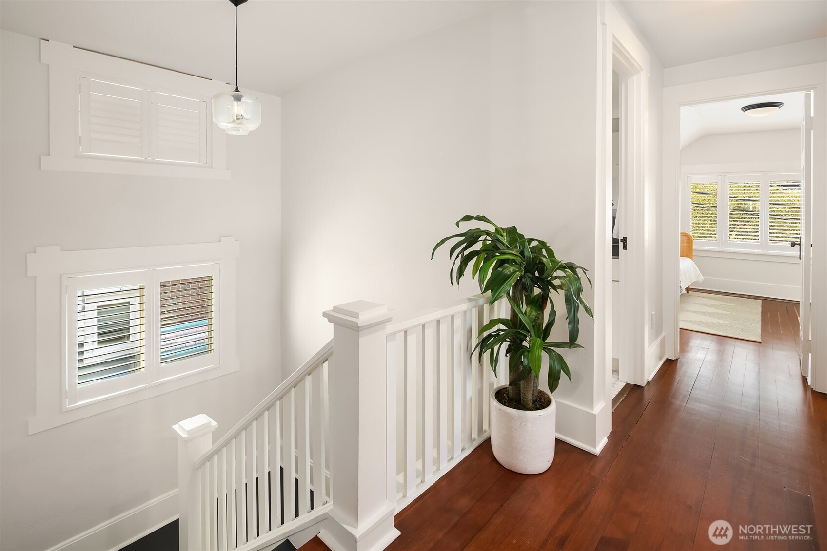 914 West Howe Street Seattle, WA 98119 - Photo 24 of 29 a view of a living room and wooden floor