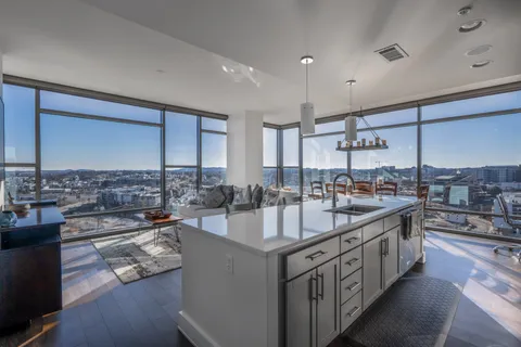 $849,900 | 1212 Laurel Street, Unit 1713 (B6), Nashville, TN 37203