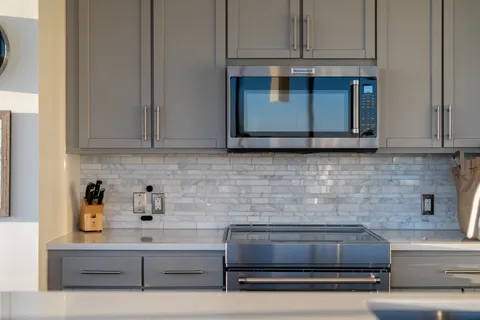 $849,900 | 1212 Laurel Street, Unit 1713 (B6), Nashville, TN 37203