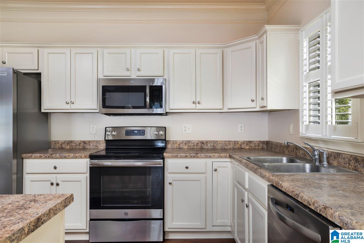 1017 Inverness Cove Way Birmingham, AL 35242 - Photo 14 of 31