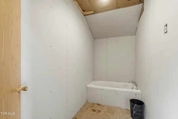 $529,000 | 480 Obe Kirk Loop, Mohawk, TN 37810