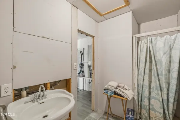 $529,000 | 480 Obe Kirk Loop, Mohawk, TN 37810