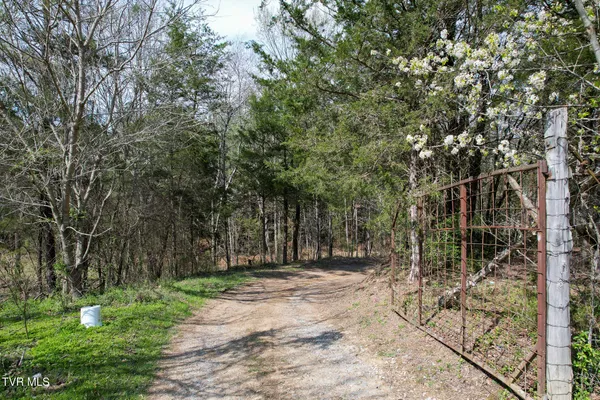 $529,000 | 480 Obe Kirk Loop, Mohawk, TN 37810