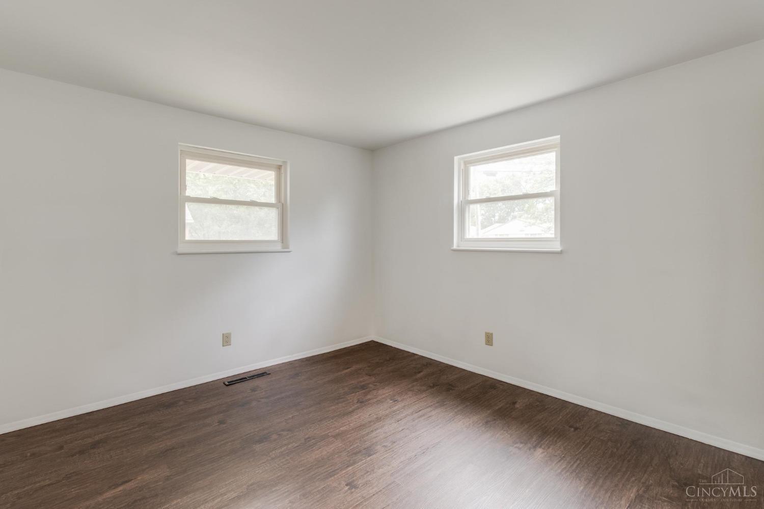 12146 Benadir Road Springdale, OH 45246 - Photo 19 of 32 Gallery Image 19
