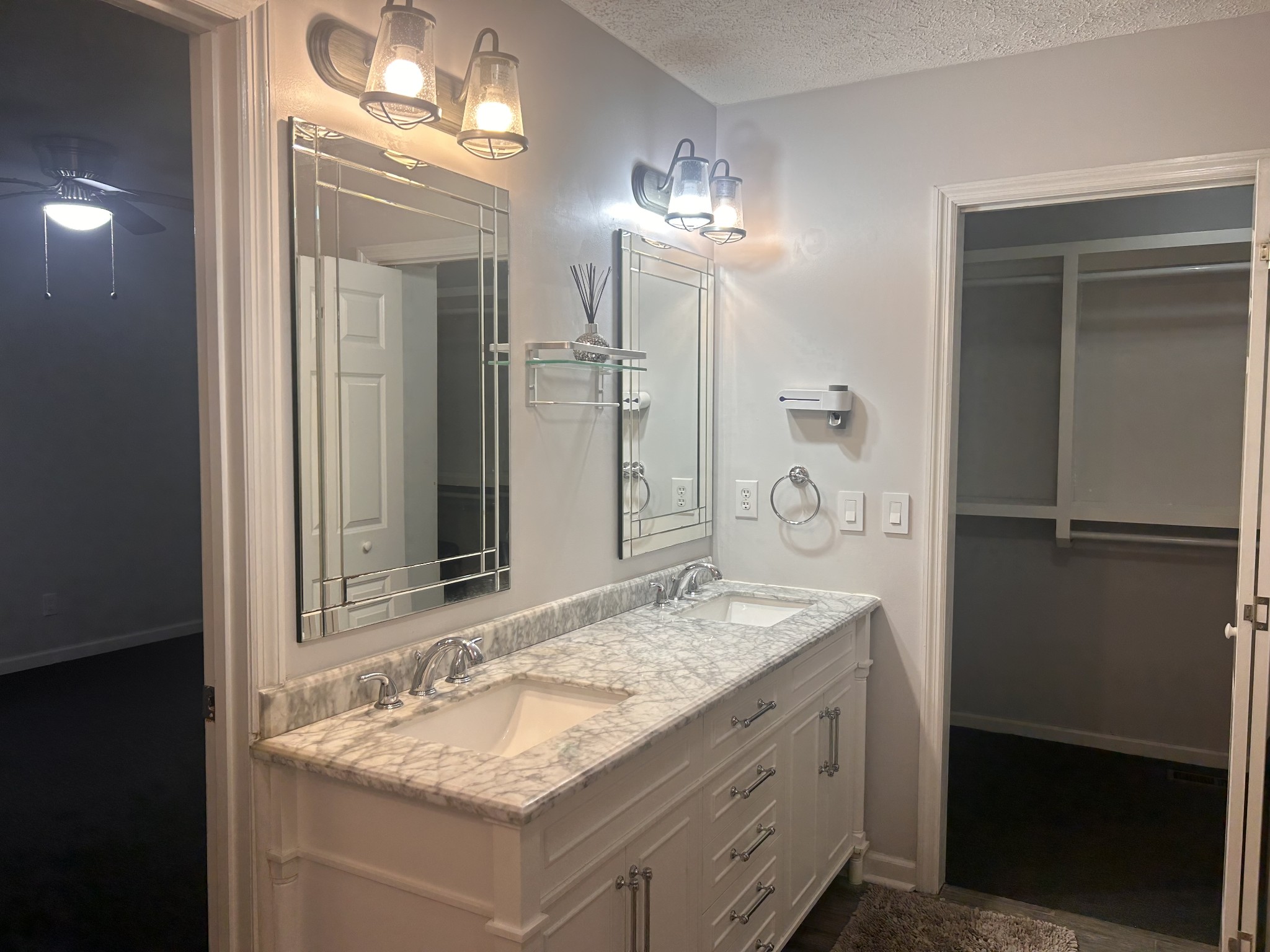 2200 Crescentview Road Pulaski, TN 38478 - Photo 34 of 72 a bathroom with a granite countertop sink and a mirror