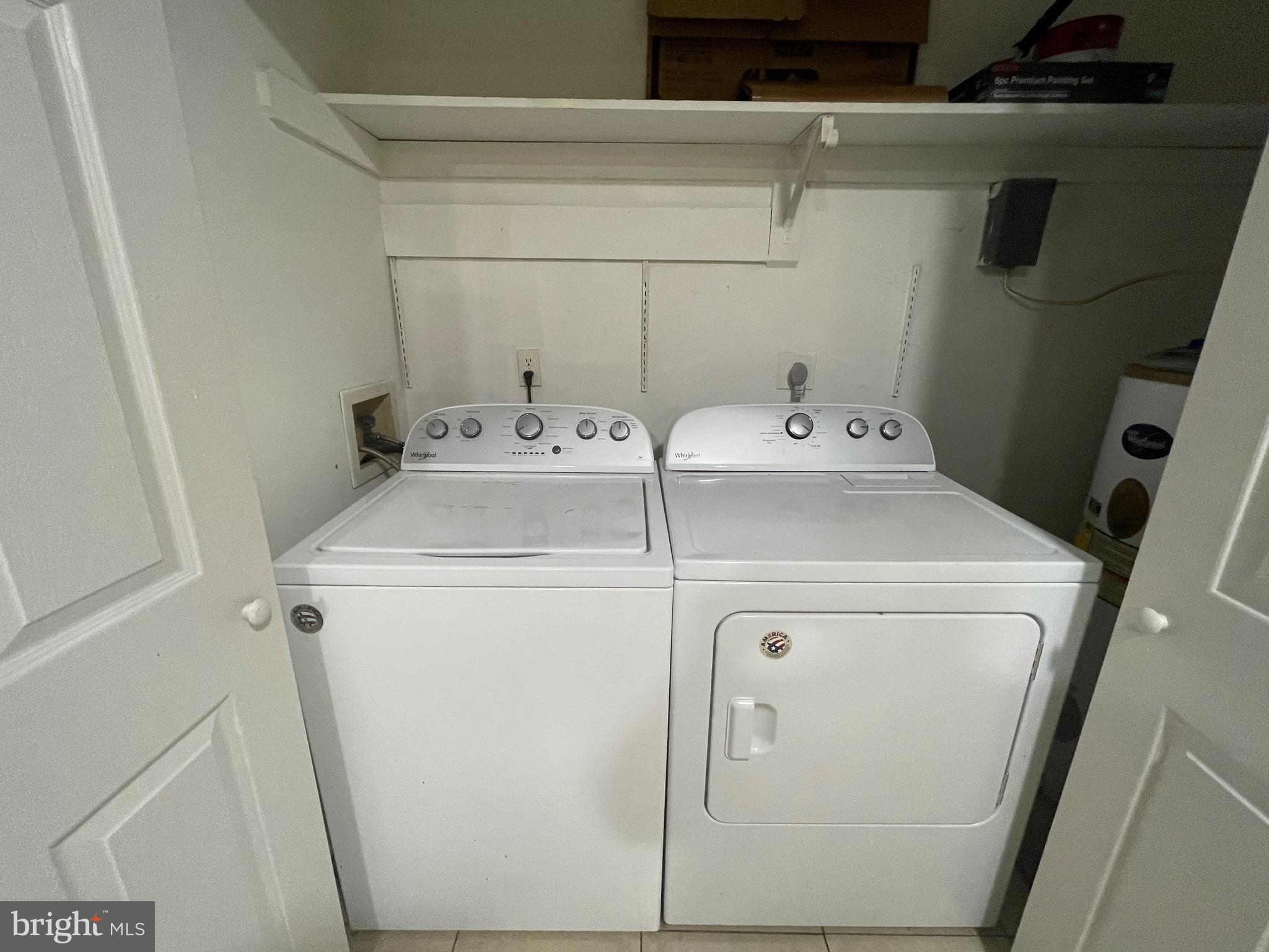 977 Santa Rosa Lane Lusby, MD 20657 - Photo 5 of 8 Laundry