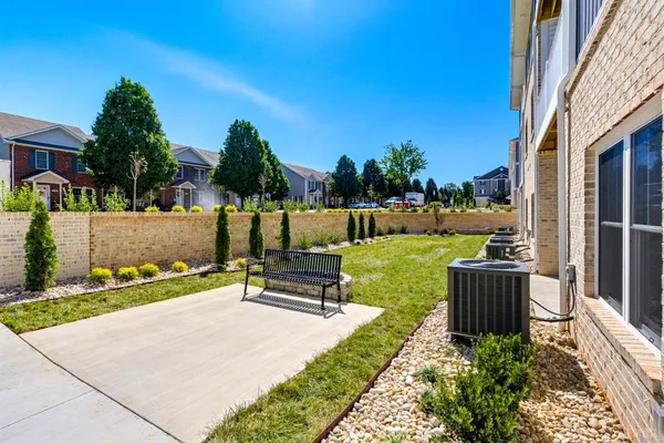 $319,000 | 420 Capstone Drive, Unit 106, Lynchburg, VA 24502