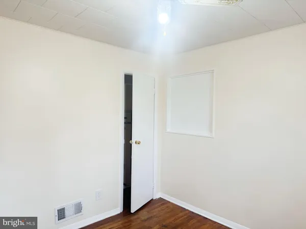 $3,000 | 4402 Ives Street, Rockville, MD 20853