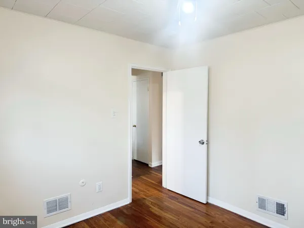 $3,000 | 4402 Ives Street, Rockville, MD 20853