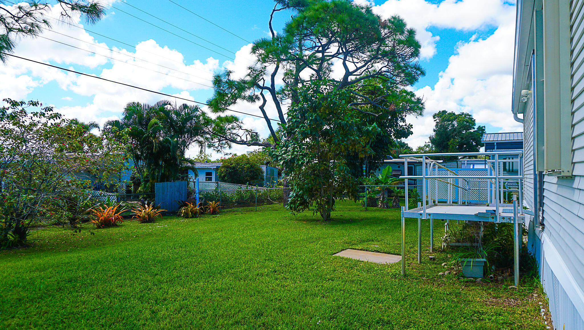 7030 Southeast Ridgeway Terrace Hobe Sound, FL 33455 - Photo 23 of 50 DSC00293