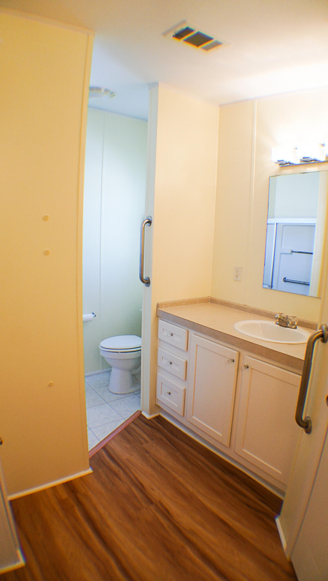 7030 Southeast Ridgeway Terrace Hobe Sound, FL 33455 - Photo 37 of 50 DSC00316