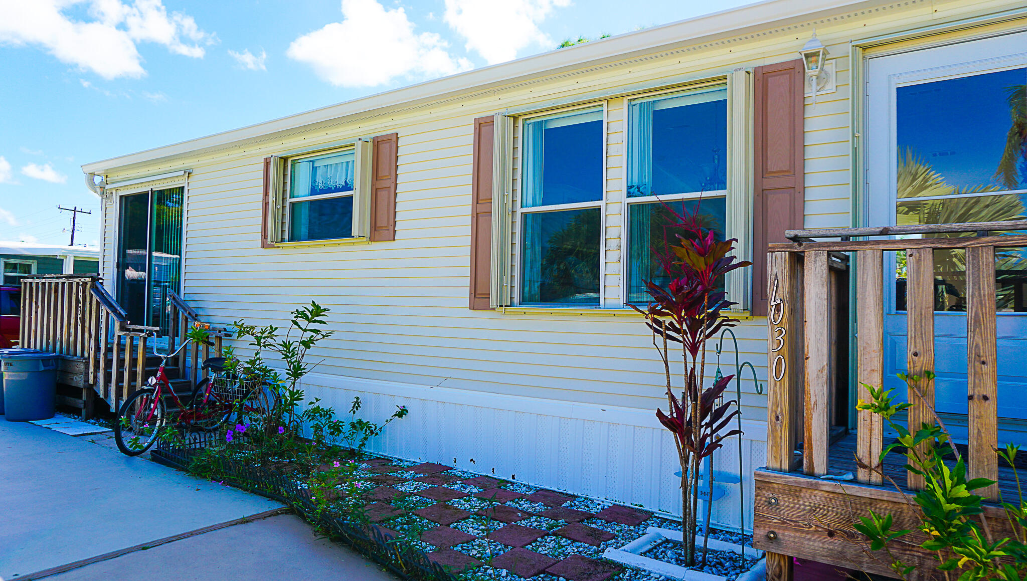 7030 Southeast Ridgeway Terrace Hobe Sound, FL 33455 - Photo 7 of 50 DSC00261