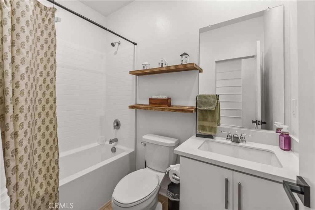 559 Colorado Drive Rialto, CA 92377 - Photo 20 of 41