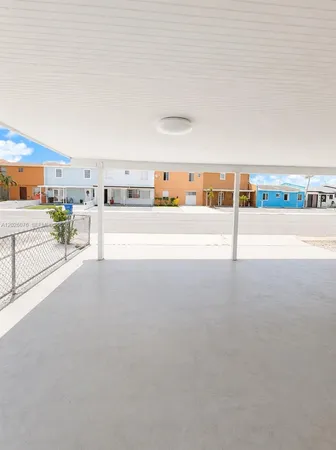 $1,950 | Undisclosed Address, Miami Gardens, FL 33055