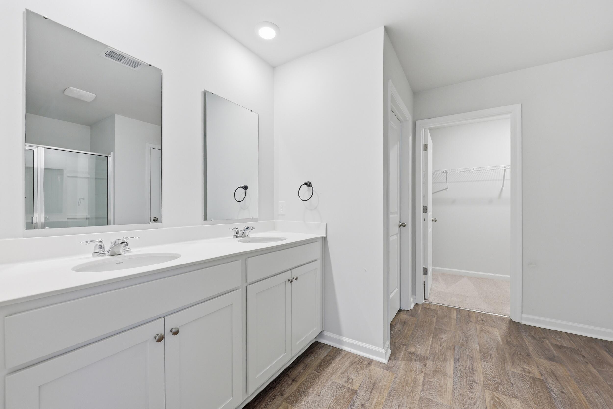 345 Lk Rdg Boulevard Summerville, SC 29486 - Photo 6 of 17 25_ru4a0207