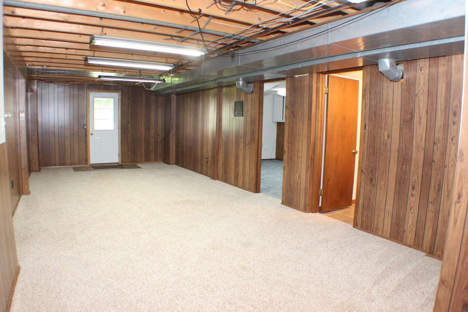 8 Apache Court Eldridge, IA 52748 - Photo 23 of 29 a view of empty room