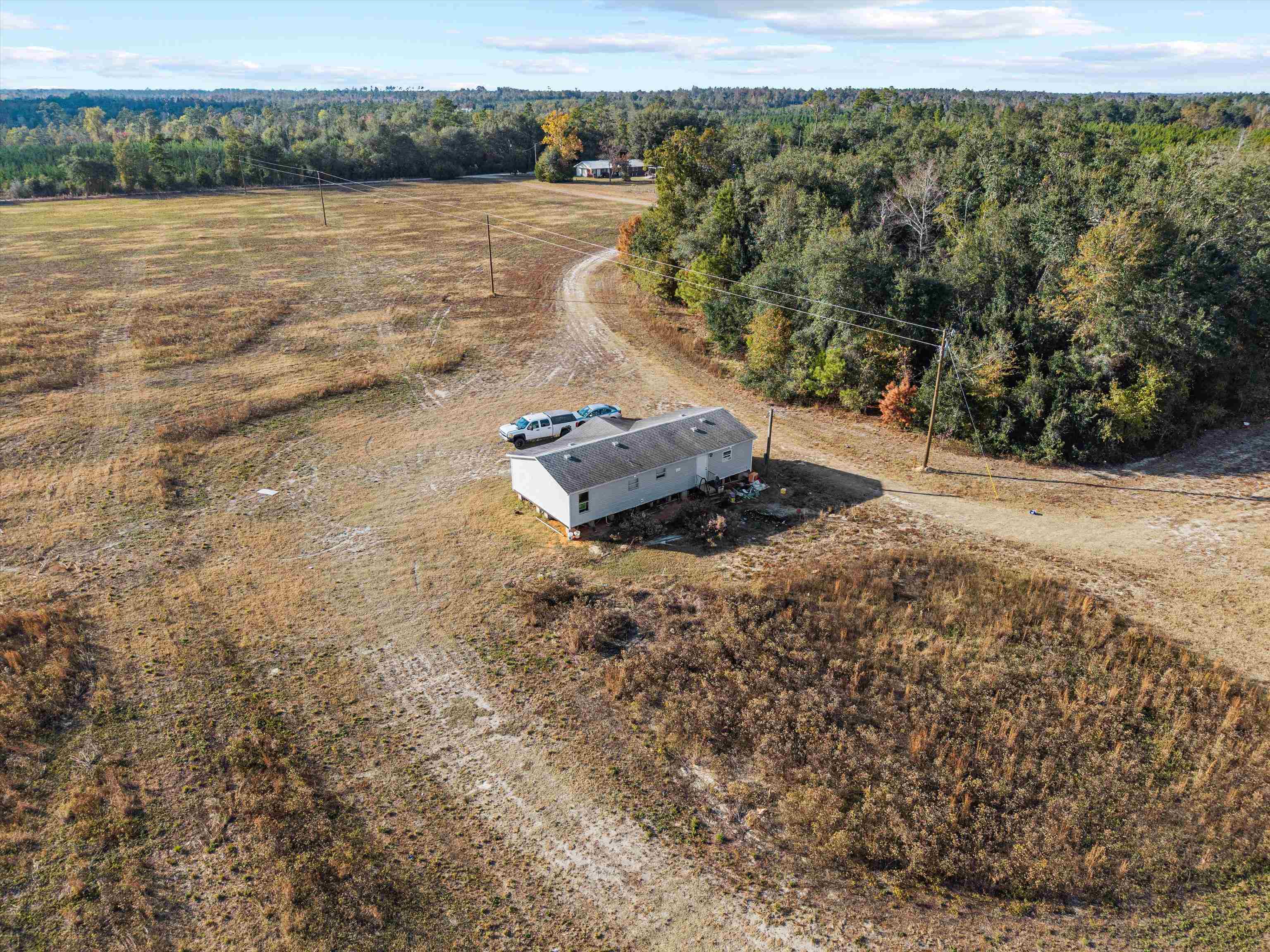 644 Treeline Road Grand Ridge, FL 32442 - Photo 18 of 31