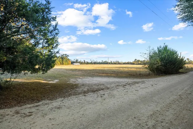 $280,000 | 644 Treeline Road, Grand Ridge, FL 32442