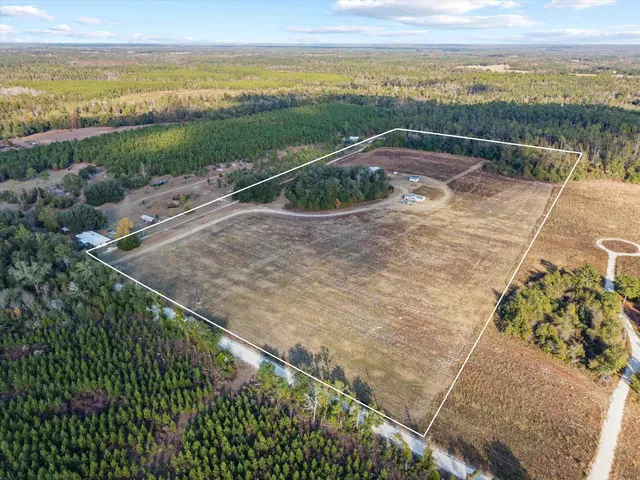 $280,000 | 644 Treeline Road, Grand Ridge, FL 32442