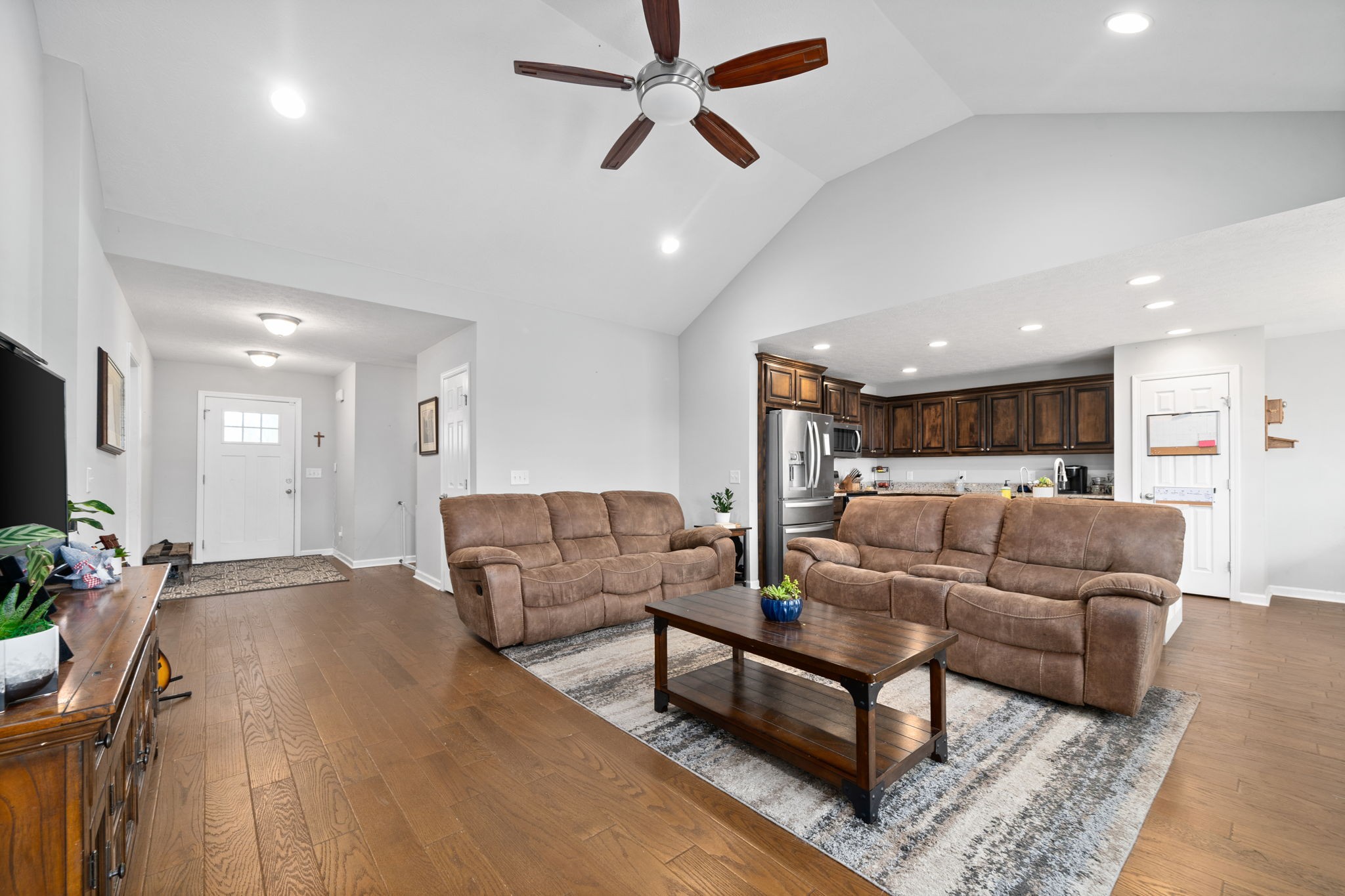 209 Northup Road Portland, TN 37148 - Photo 6 of 39 a living room with furniture and a flat screen tv