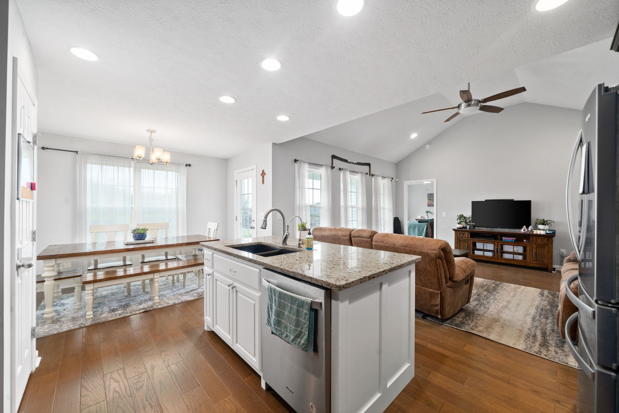 209 Northup Road Portland, TN 37148 - Photo 10 of 39 a kitchen with sink stove and cabinets