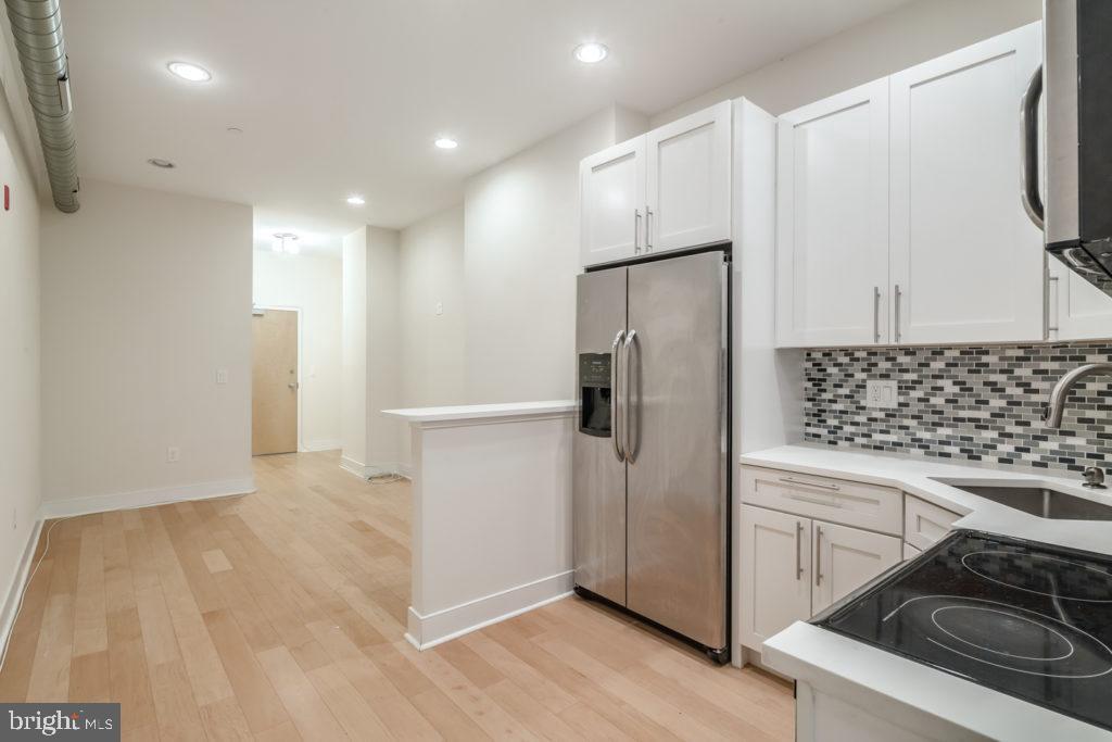1305 Locust Street, Unit 3B Philadelphia, PA 19107 - Photo 3 of 9