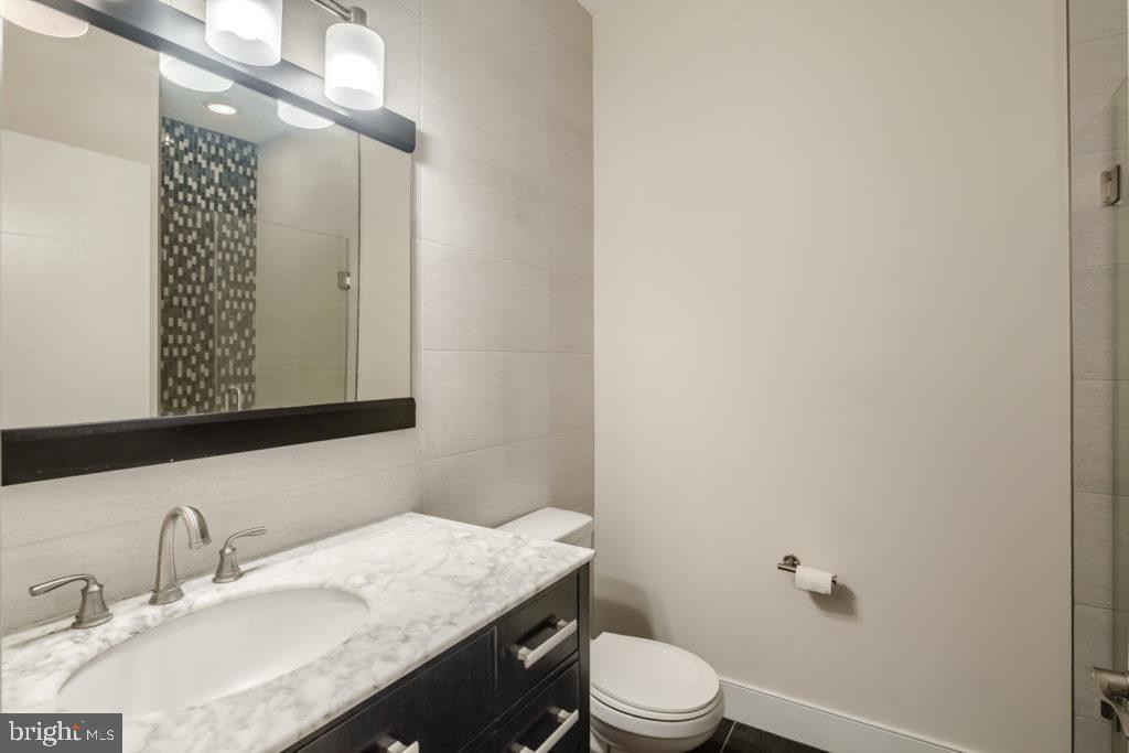 1305 Locust Street, Unit 3B Philadelphia, PA 19107 - Photo 8 of 9