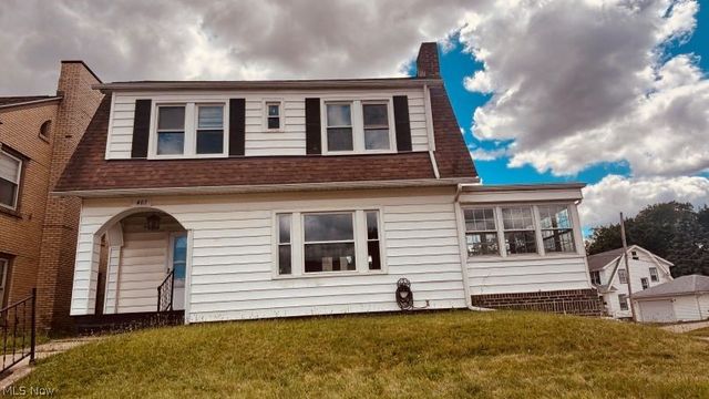 $145,000 | 407 Korman Avenue Northeast, Massillon, OH 44646