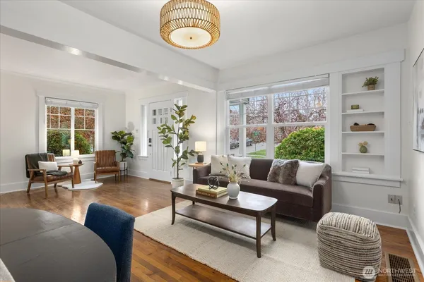 $725,000 | 2857 Northwest 73rd Street, Seattle, WA 98117