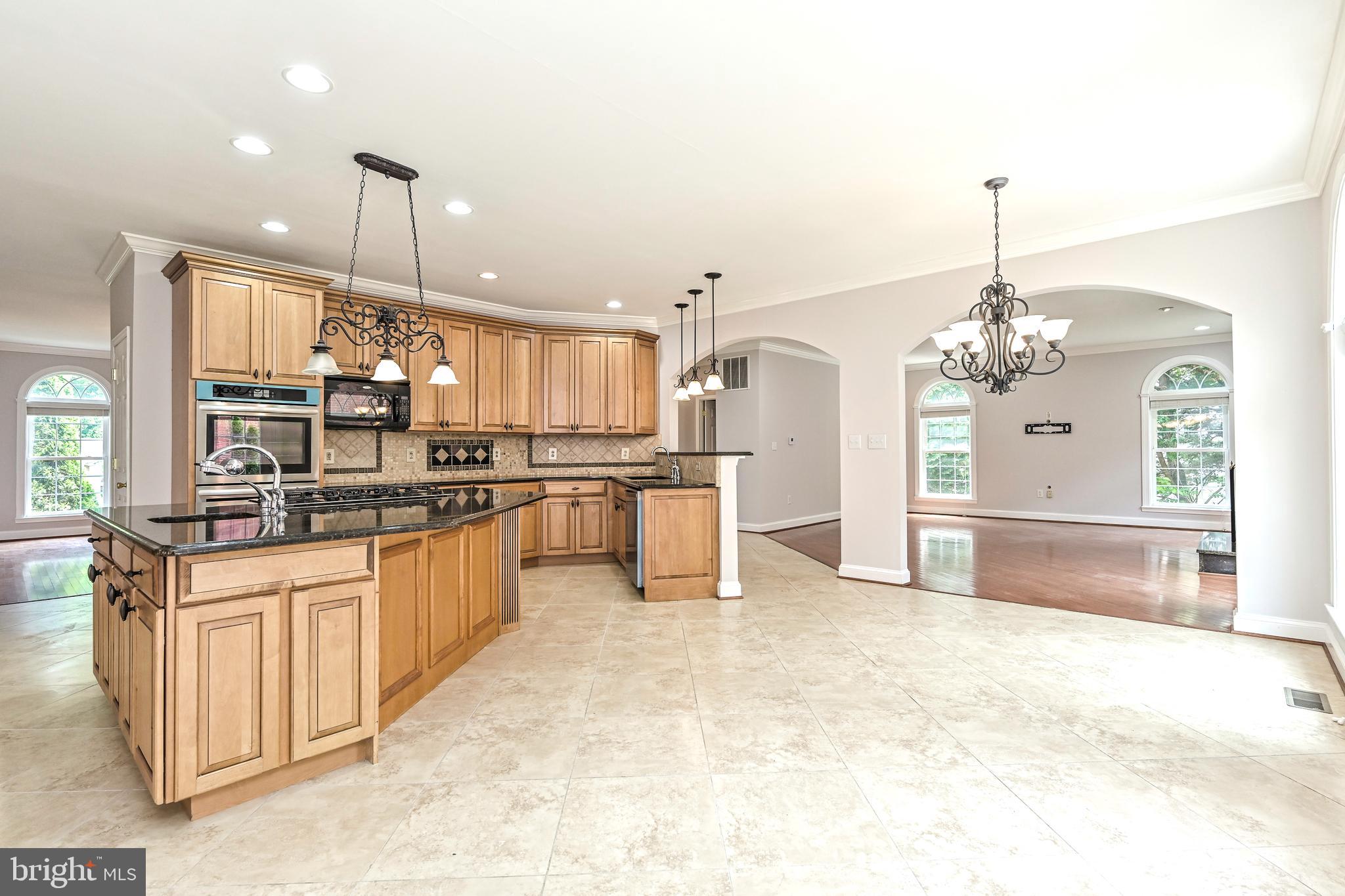 5218 Clinton Road Alexandria, VA 22312 - Photo 20 of 106 Gallery Image 20