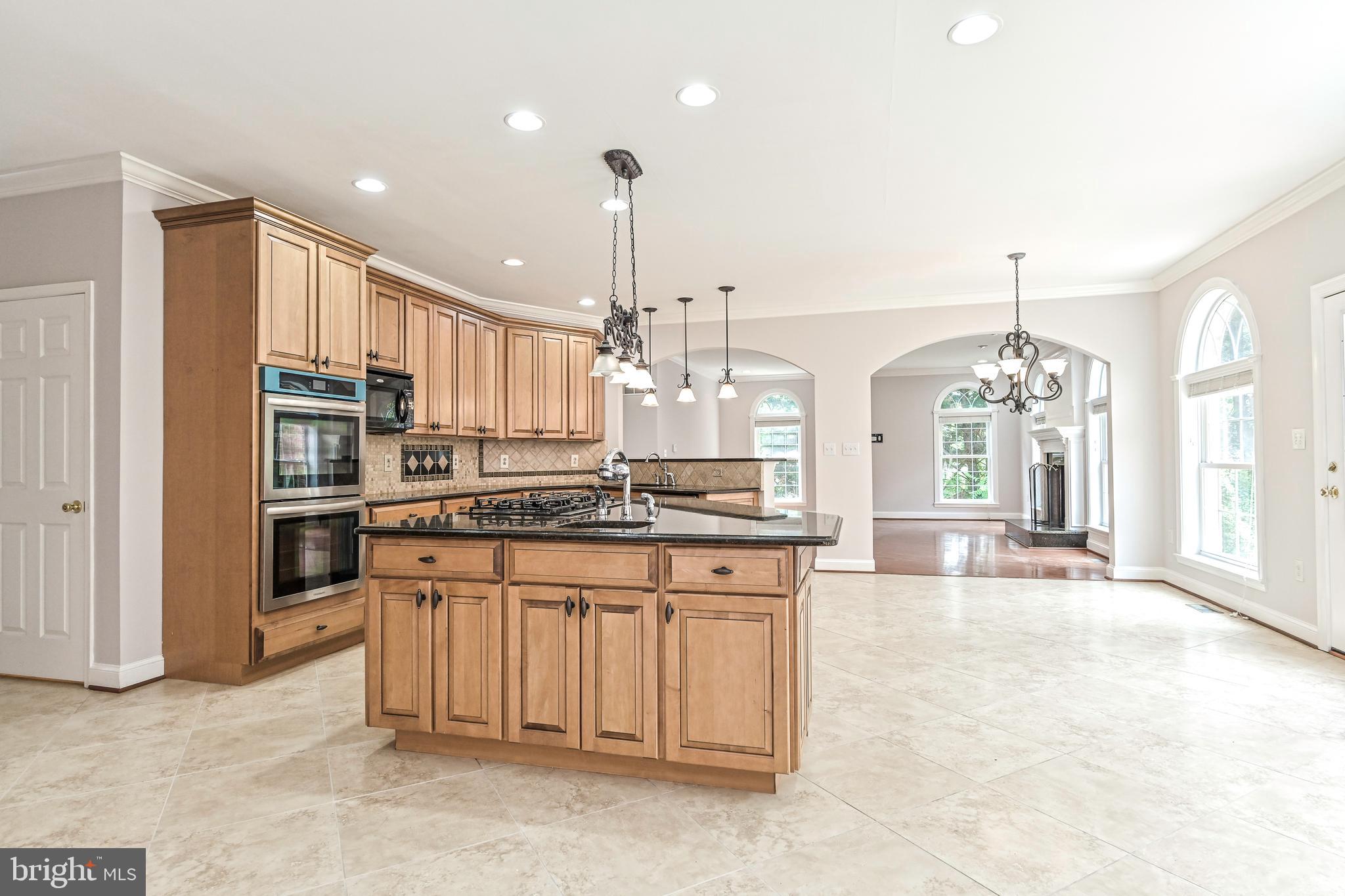 5218 Clinton Road Alexandria, VA 22312 - Photo 23 of 106 New ovens, refrigerator, dishwasher