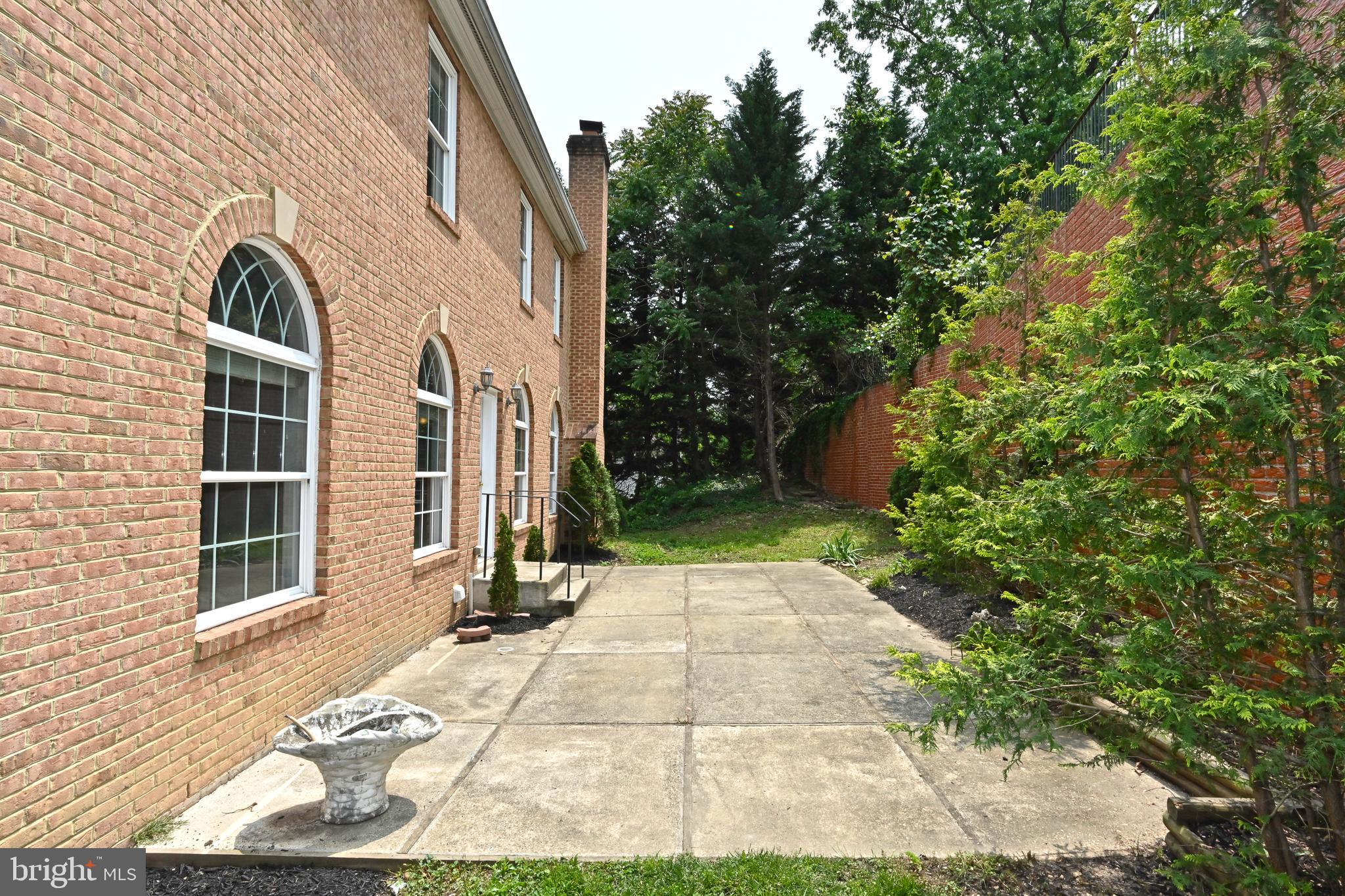 5218 Clinton Road Alexandria, VA 22312 - Photo 29 of 106 view walk out main to patio