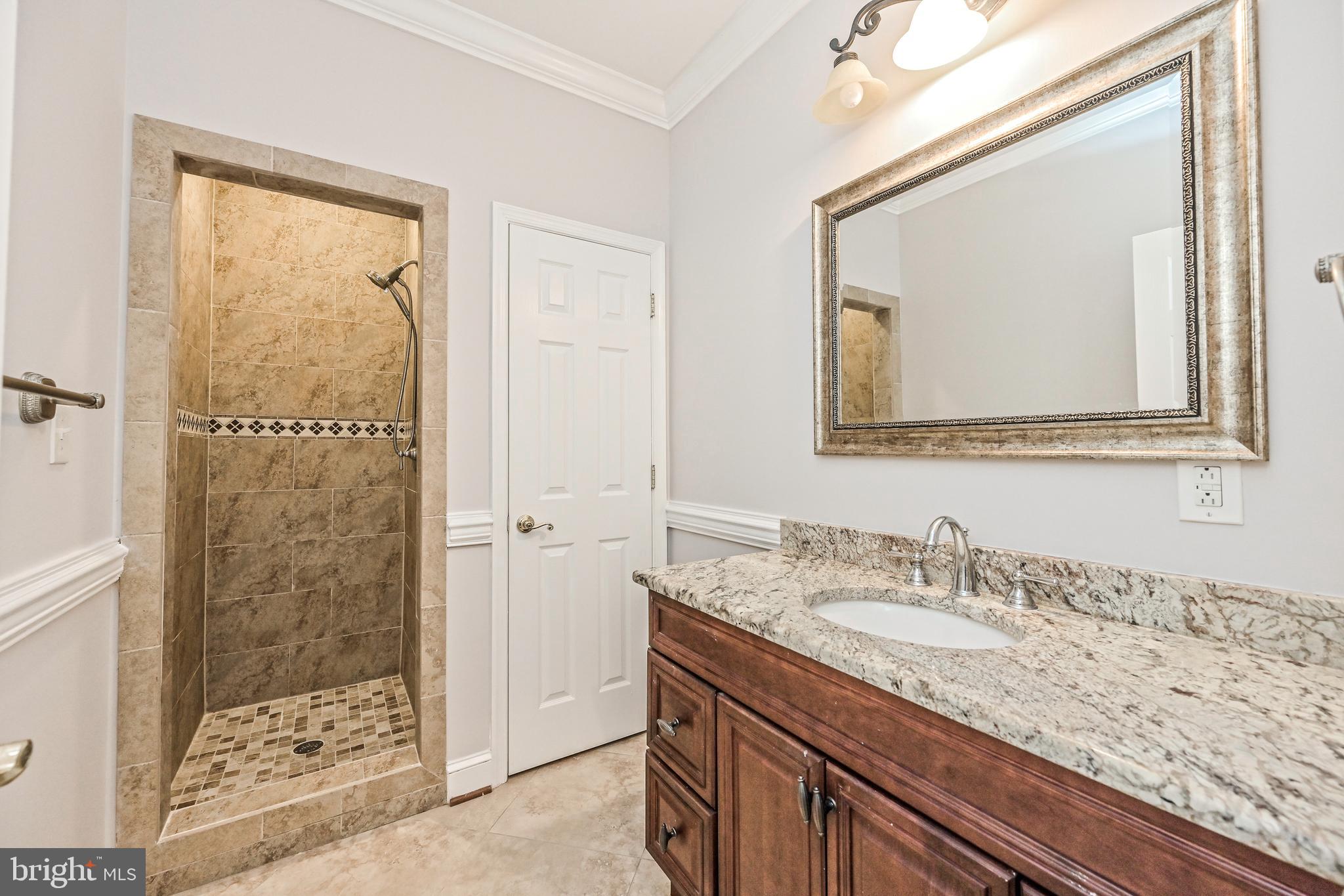 5218 Clinton Road Alexandria, VA 22312 - Photo 34 of 106 main level full bath