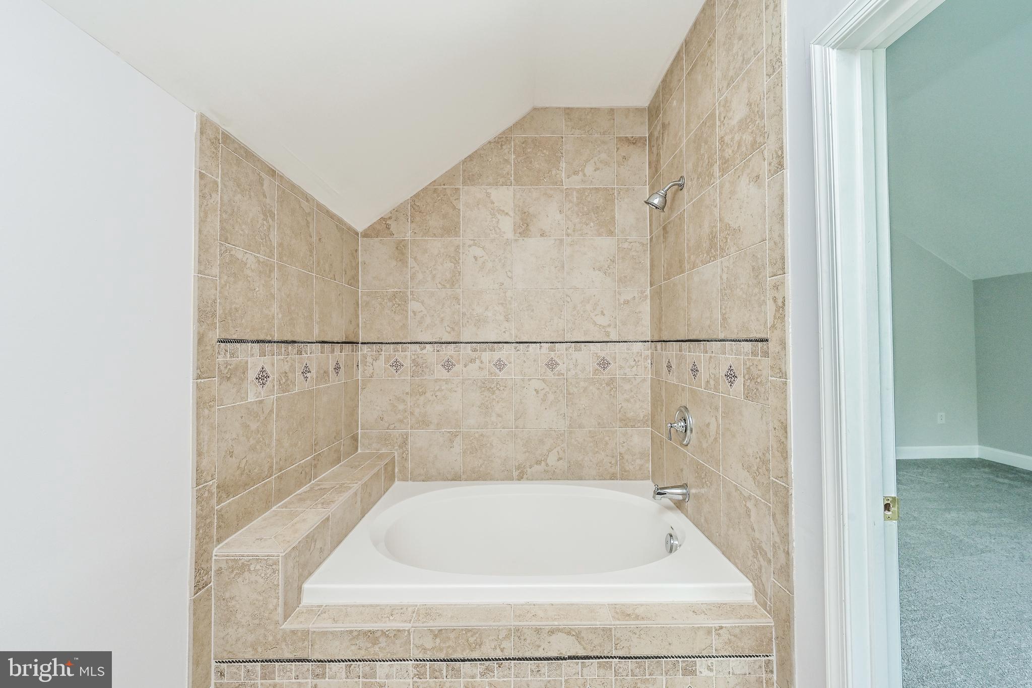 5218 Clinton Road Alexandria, VA 22312 - Photo 57 of 106 Gallery Image 57