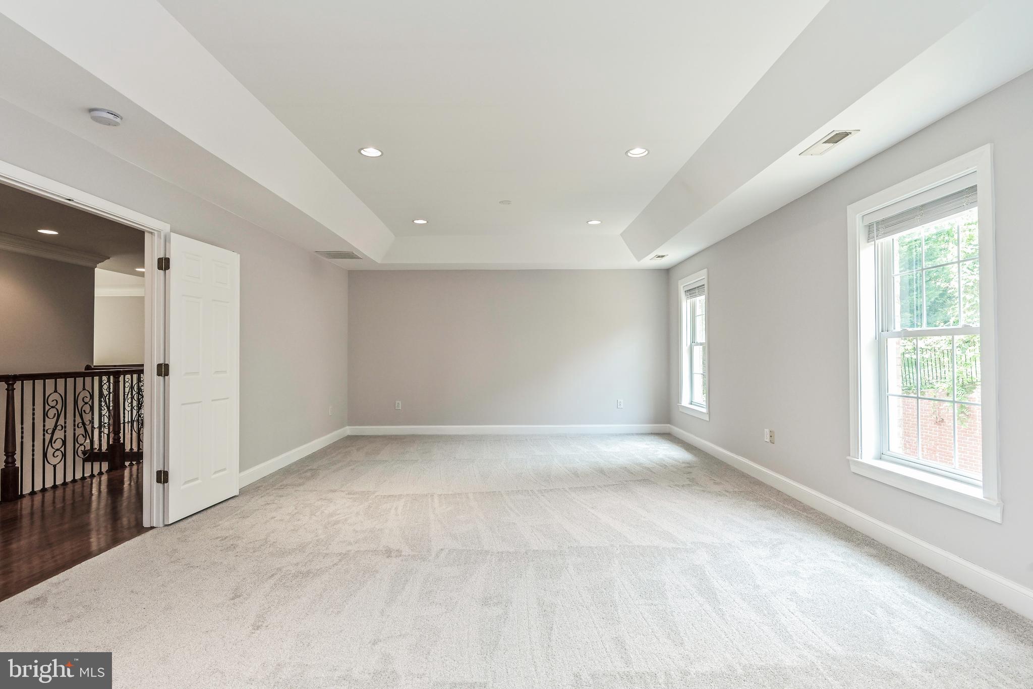 5218 Clinton Road Alexandria, VA 22312 - Photo 62 of 106 owners suite with tray ceiling