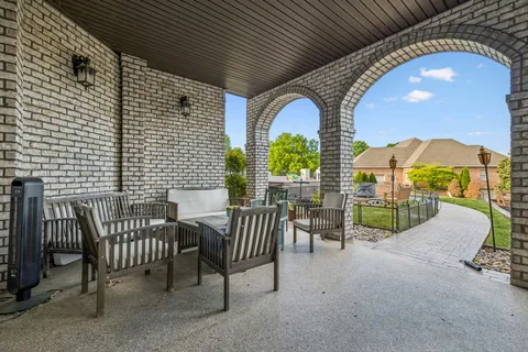 $1,190,000 | 2957 Gatewood Lane, Clarksville, TN 37043