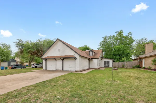 $500,000 | 9901 Parliament House Road, Austin, TX 78729