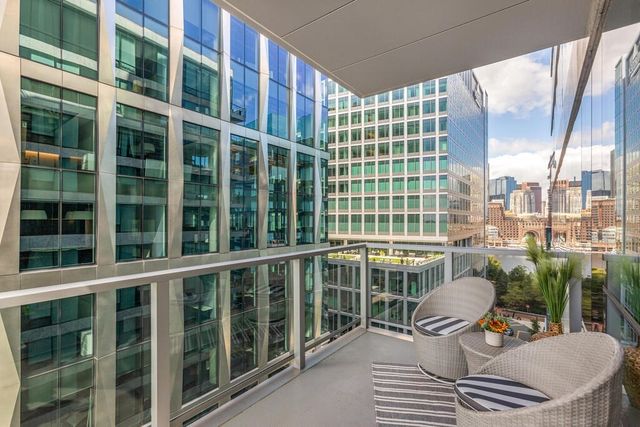 $1,522,500 | 50 Liberty Drive, Unit 10H, Boston, MA 02210