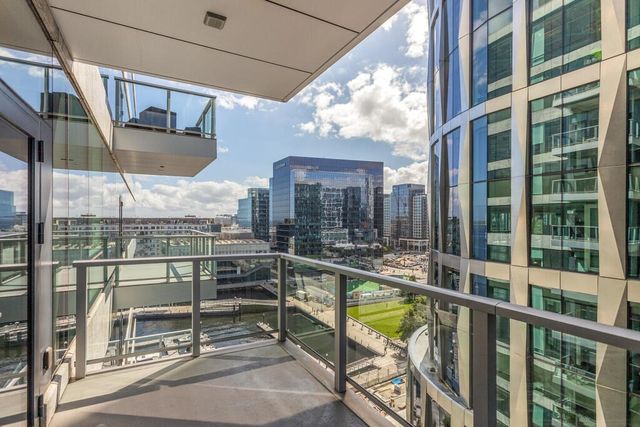 $1,522,500 | 50 Liberty Drive, Unit 10H, Boston, MA 02210